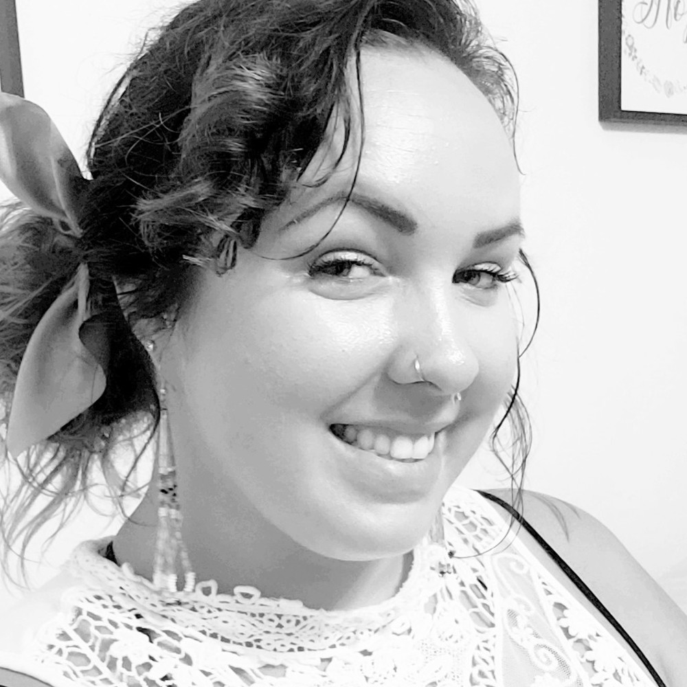 Meet your Posher, Kasie